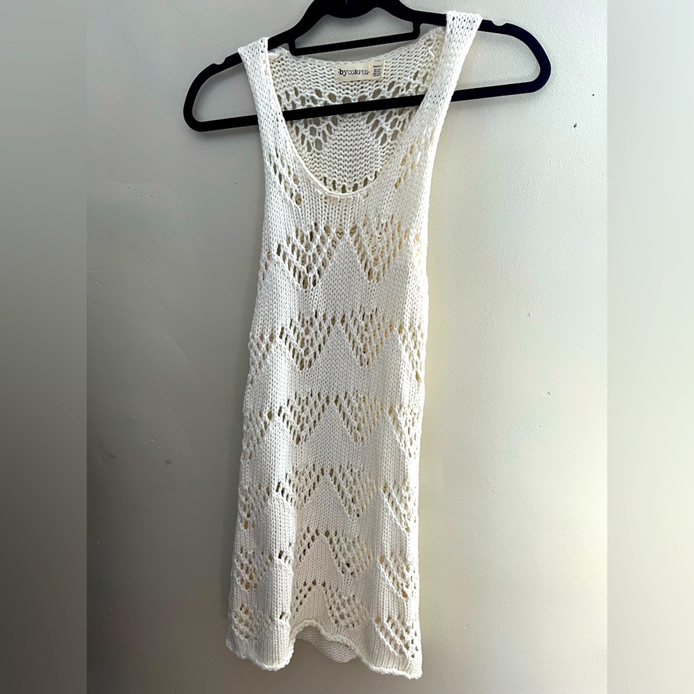 Knit pool coverup! So cute & fun. Size M, good condition.